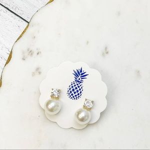 💎Rhinestone & Pearl 🤍 Gold Stud Earrings